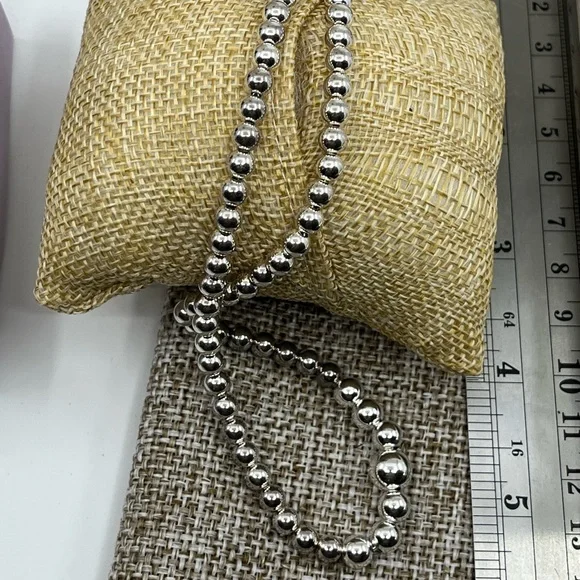 Vintage Sterling Silver Graduated Bead Necklace – 16" – 13.5g - Picture 5 of 16